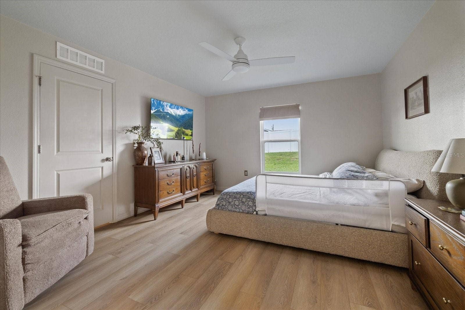 6450 MARINER BOULEVARD, Spring Hill, FL 34609 6450 MARINER BOULEVARD, Spring Hill, FL 34609