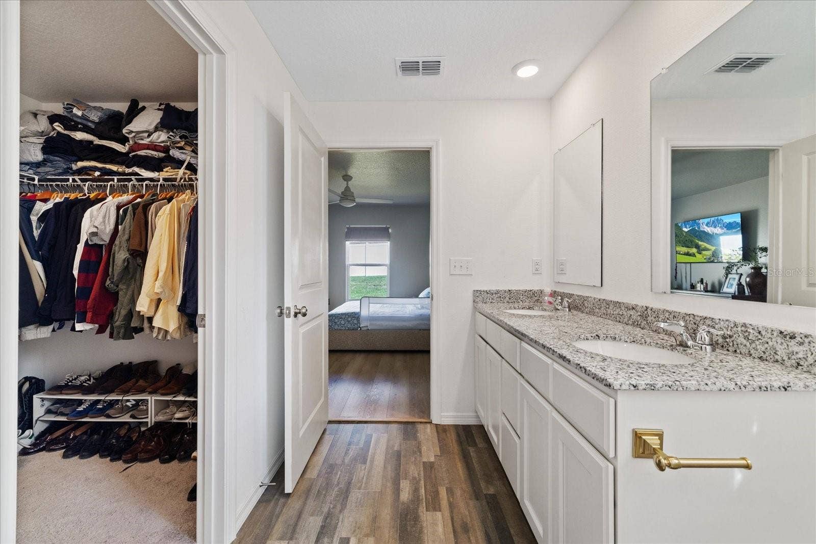 6450 MARINER BOULEVARD, Spring Hill, FL 34609 6450 MARINER BOULEVARD, Spring Hill, FL 34609