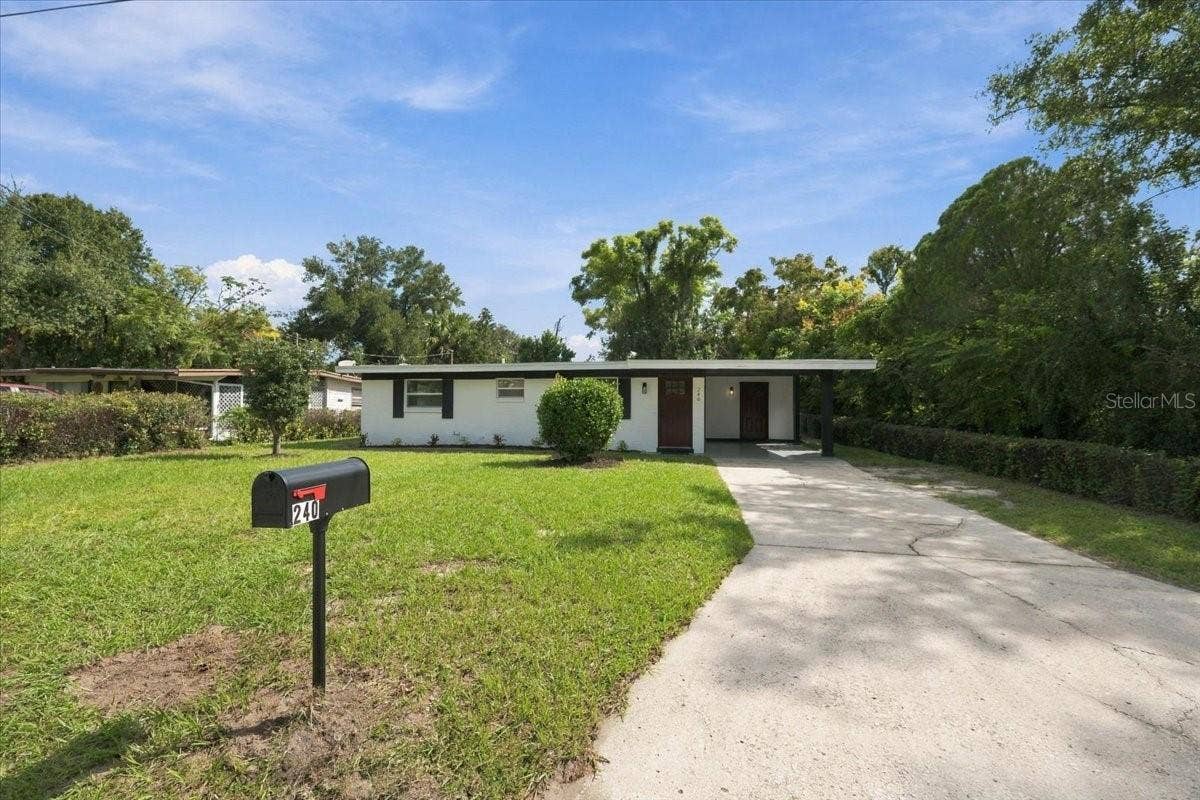 240 WESTWOOD AVENUE, Winter Haven, FL 33880 240 WESTWOOD AVENUE, Winter Haven, FL 33880