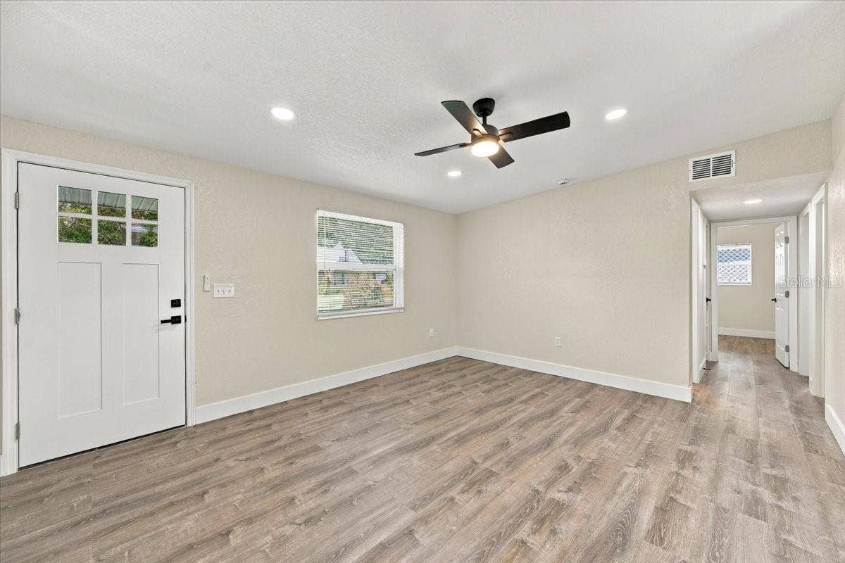 240 WESTWOOD AVENUE, Winter Haven, FL 33880 240 WESTWOOD AVENUE, Winter Haven, FL 33880