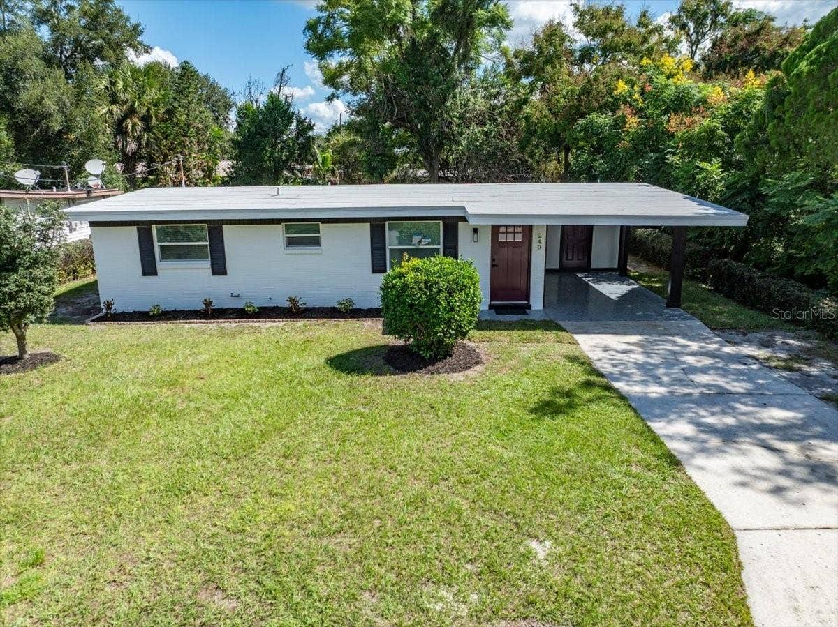 240 WESTWOOD AVENUE, Winter Haven, FL 33880 240 WESTWOOD AVENUE, Winter Haven, FL 33880