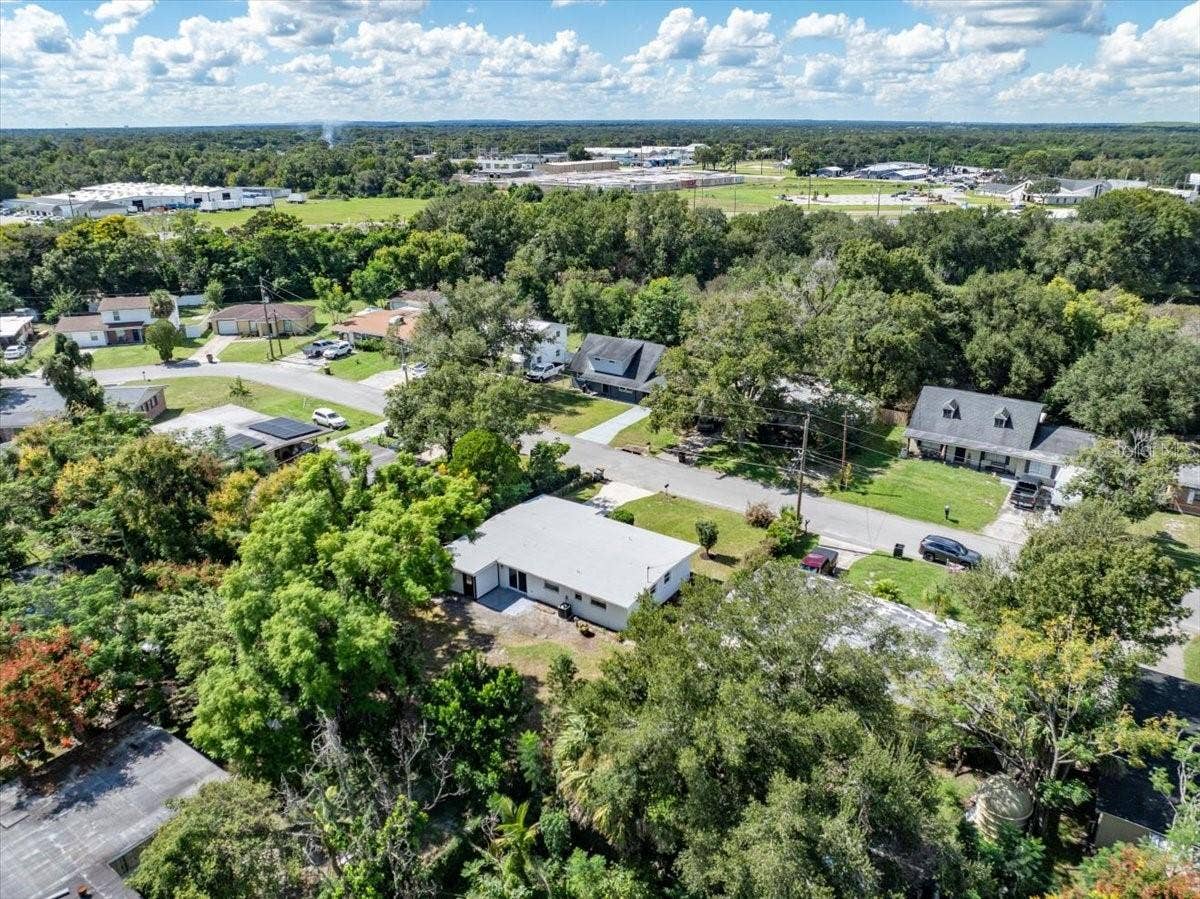 240 WESTWOOD AVENUE, Winter Haven, FL 33880 240 WESTWOOD AVENUE, Winter Haven, FL 33880