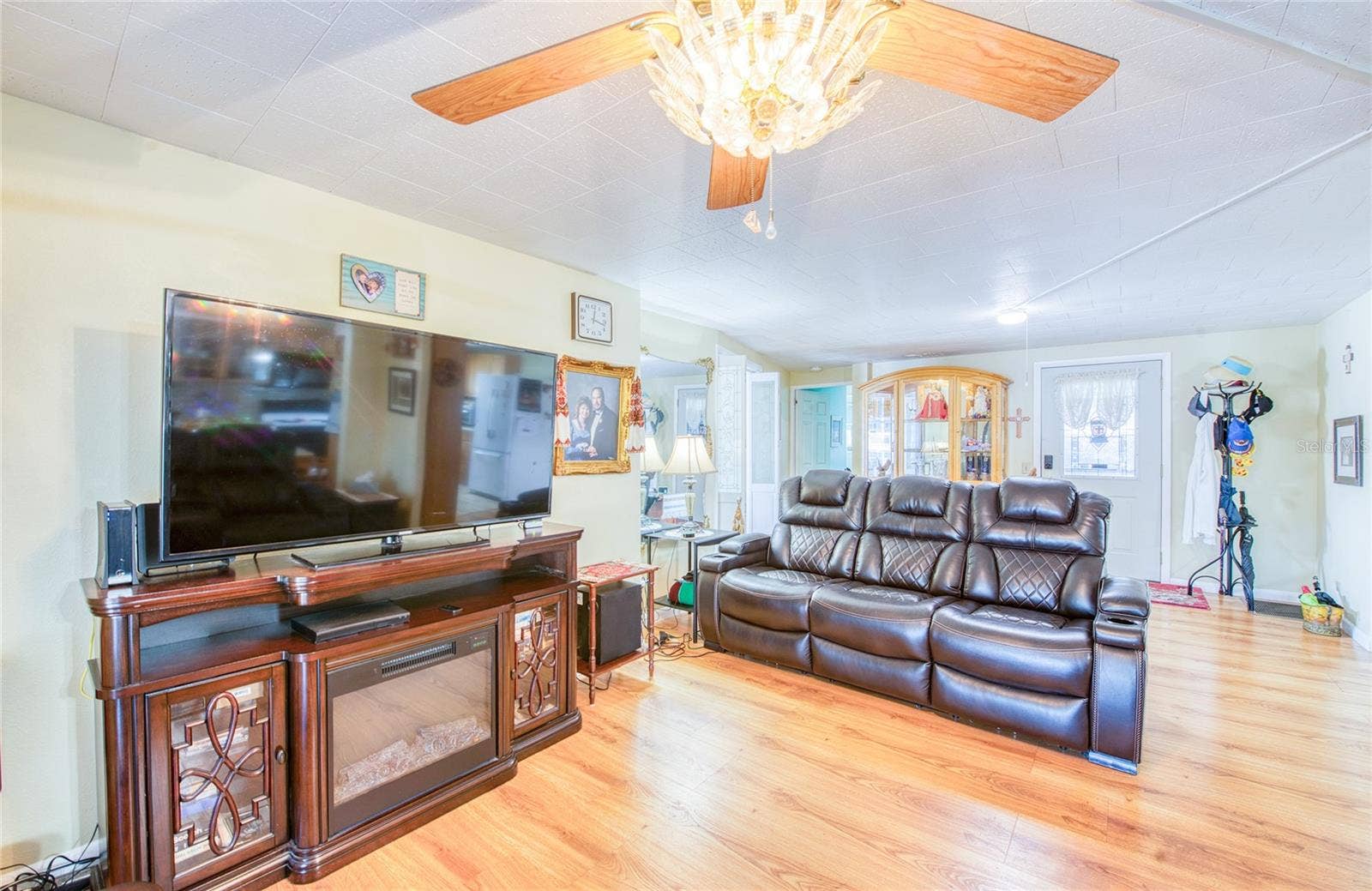 18675 US HIGHWAY 19 N, #303, Clearwater, FL 33764 18675 US HIGHWAY 19 N, #303, Clearwater, FL 33764
