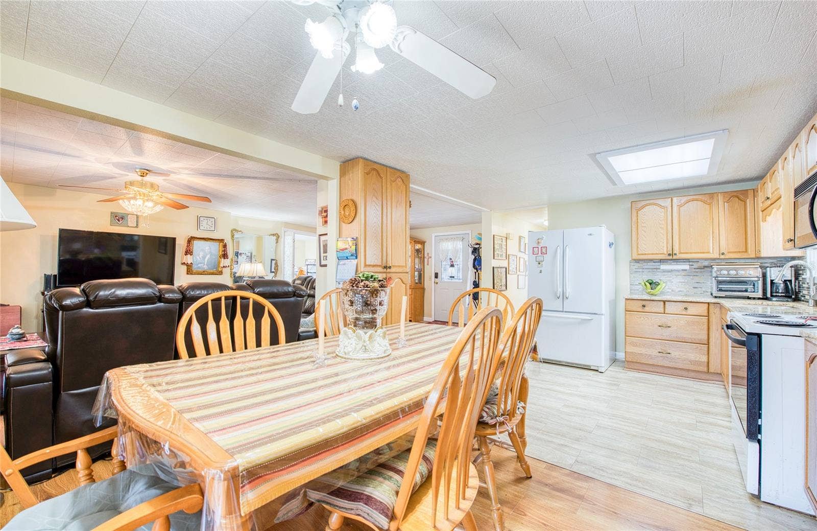 18675 US HIGHWAY 19 N, #303, Clearwater, FL 33764 18675 US HIGHWAY 19 N, #303, Clearwater, FL 33764