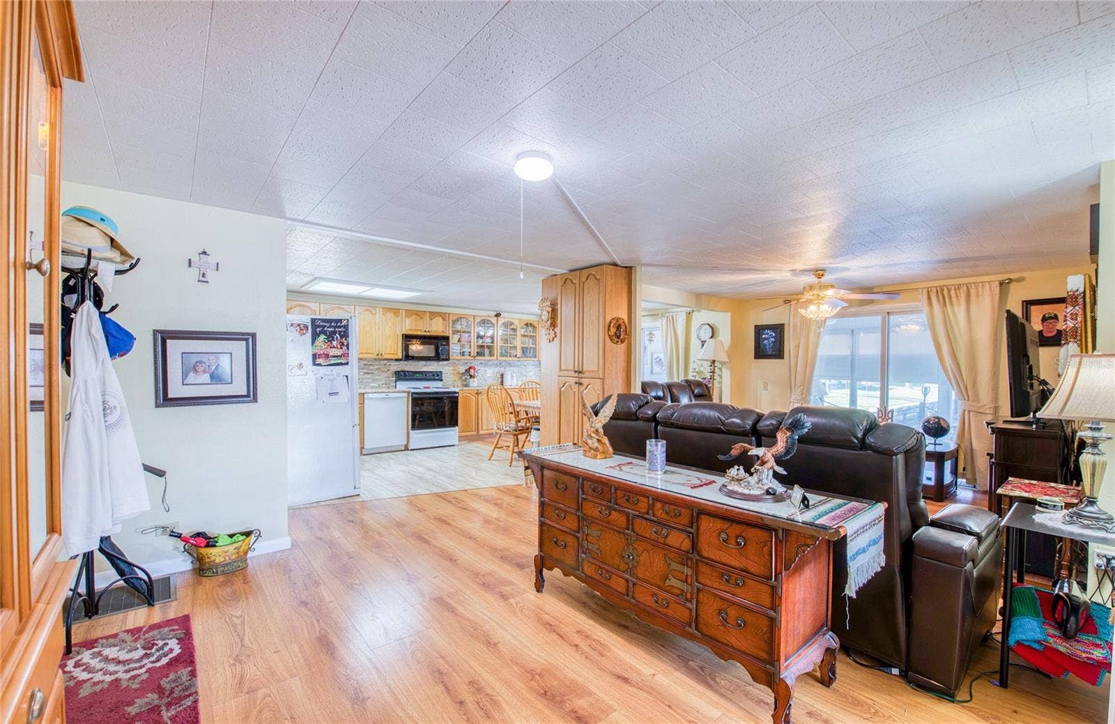18675 US HIGHWAY 19 N, #303, Clearwater, FL 33764 18675 US HIGHWAY 19 N, #303, Clearwater, FL 33764