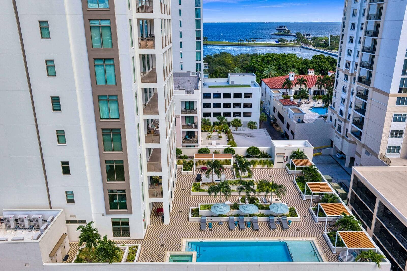 126 4TH AVENUE NE, #502, St Petersburg, FL 33701 126 4TH AVENUE NE, #502, St Petersburg, FL 33701