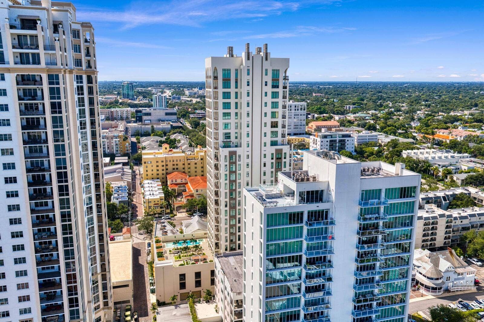 126 4TH AVENUE NE, #502, St Petersburg, FL 33701 126 4TH AVENUE NE, #502, St Petersburg, FL 33701