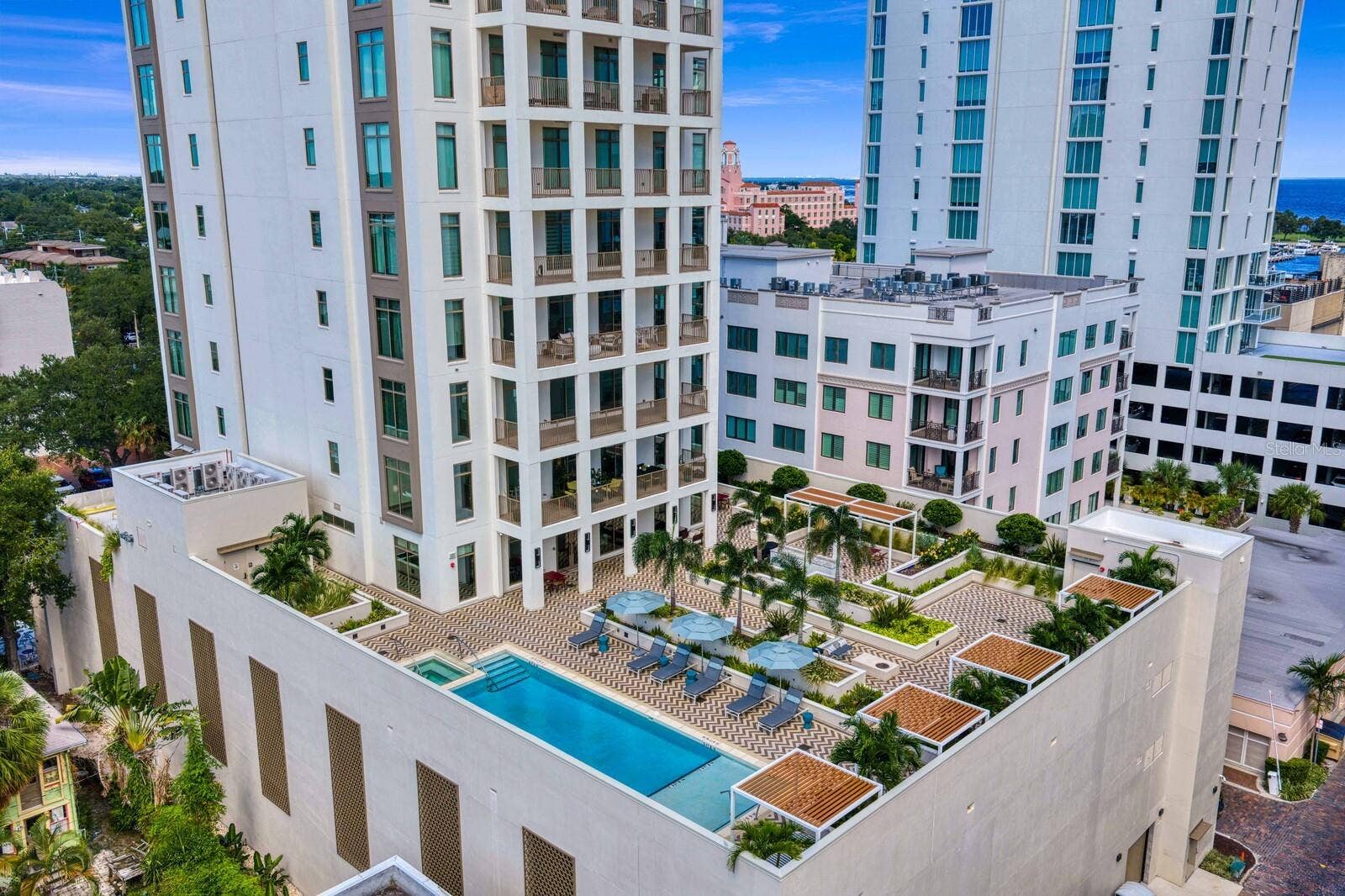 126 4TH AVENUE NE, #502, St Petersburg, FL 33701 126 4TH AVENUE NE, #502, St Petersburg, FL 33701