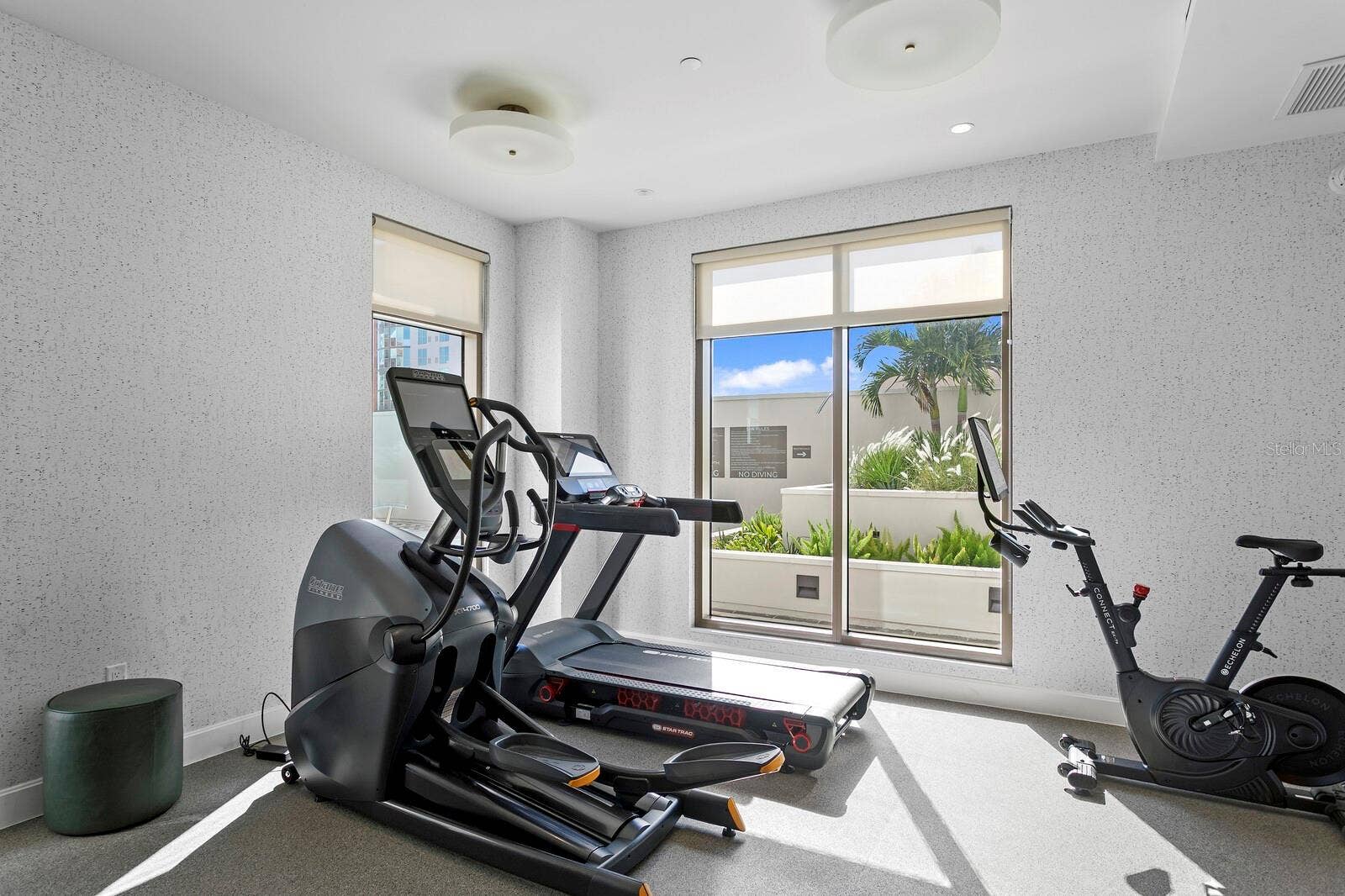 126 4TH AVENUE NE, #502, St Petersburg, FL 33701 126 4TH AVENUE NE, #502, St Petersburg, FL 33701