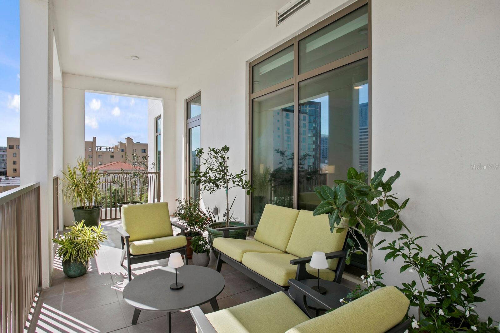 126 4TH AVENUE NE, #502, St Petersburg, FL 33701 126 4TH AVENUE NE, #502, St Petersburg, FL 33701