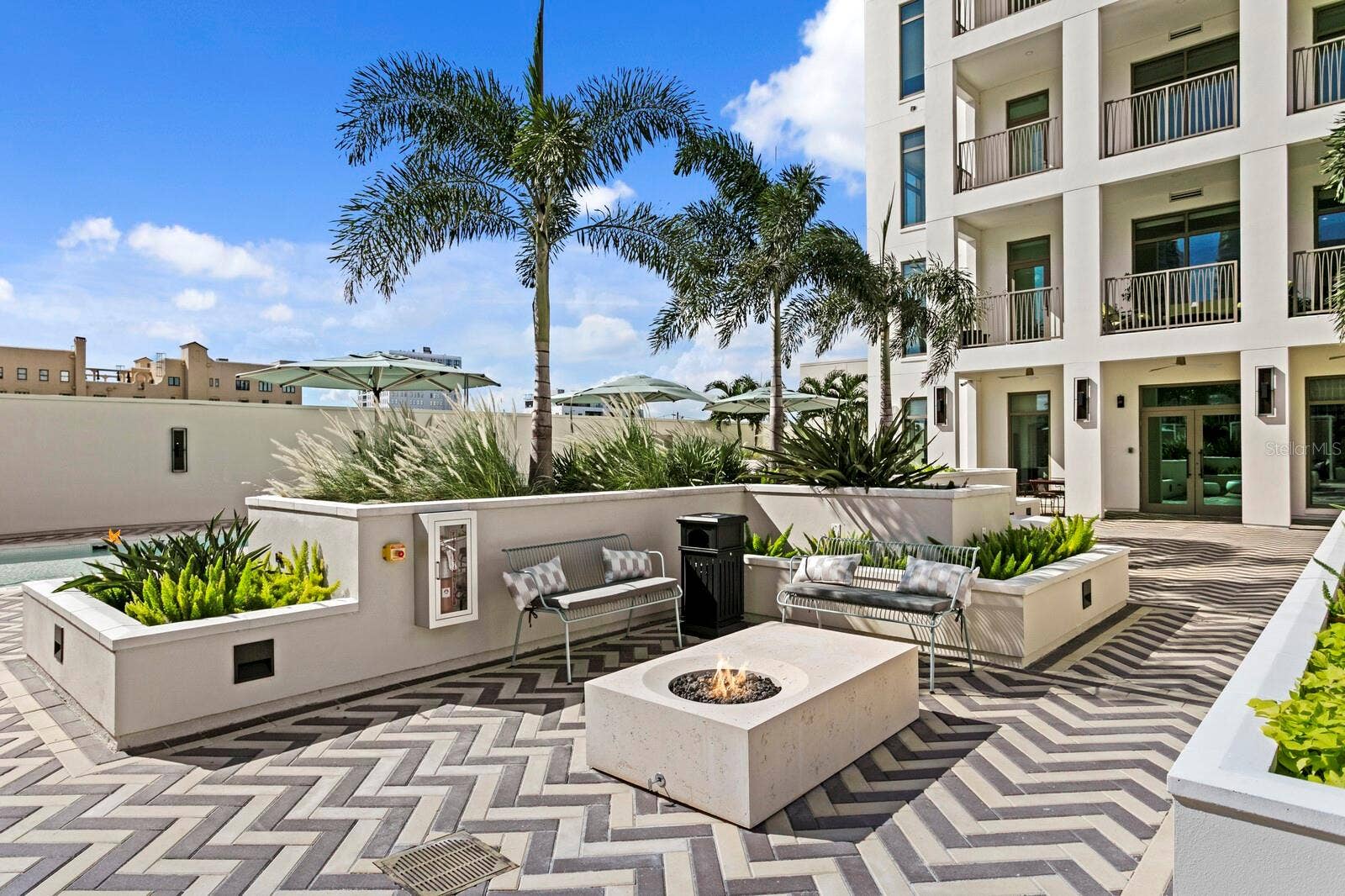 126 4TH AVENUE NE, #502, St Petersburg, FL 33701 126 4TH AVENUE NE, #502, St Petersburg, FL 33701