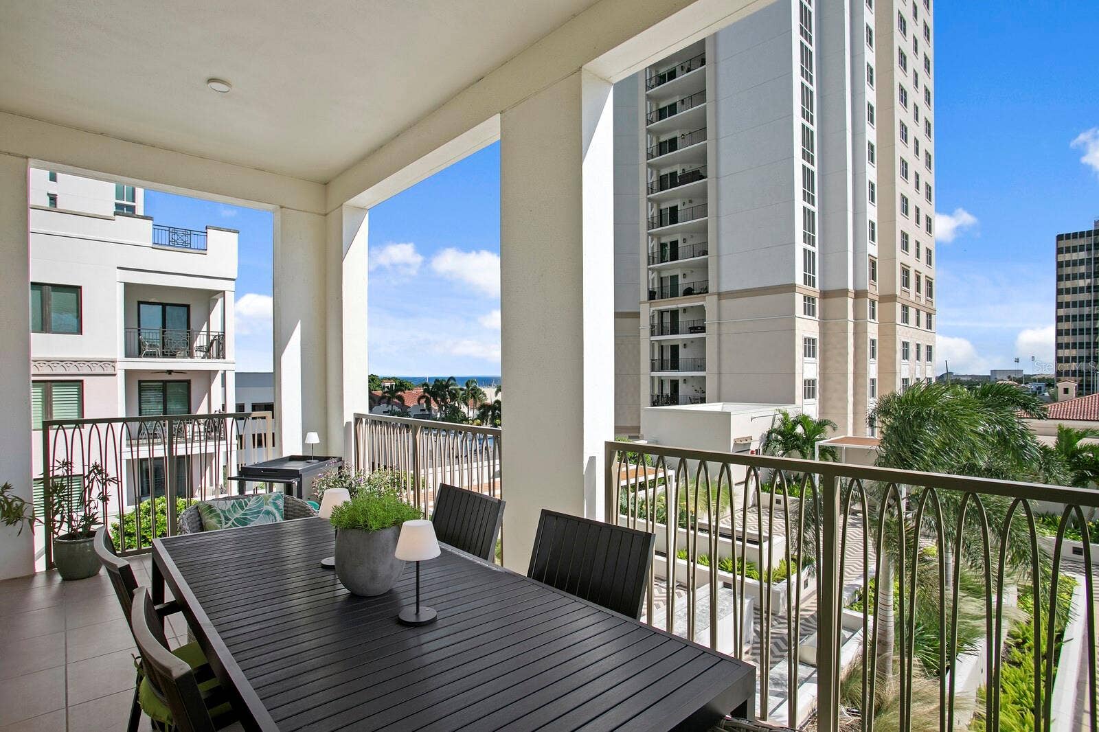 126 4TH AVENUE NE, #502, St Petersburg, FL 33701 126 4TH AVENUE NE, #502, St Petersburg, FL 33701