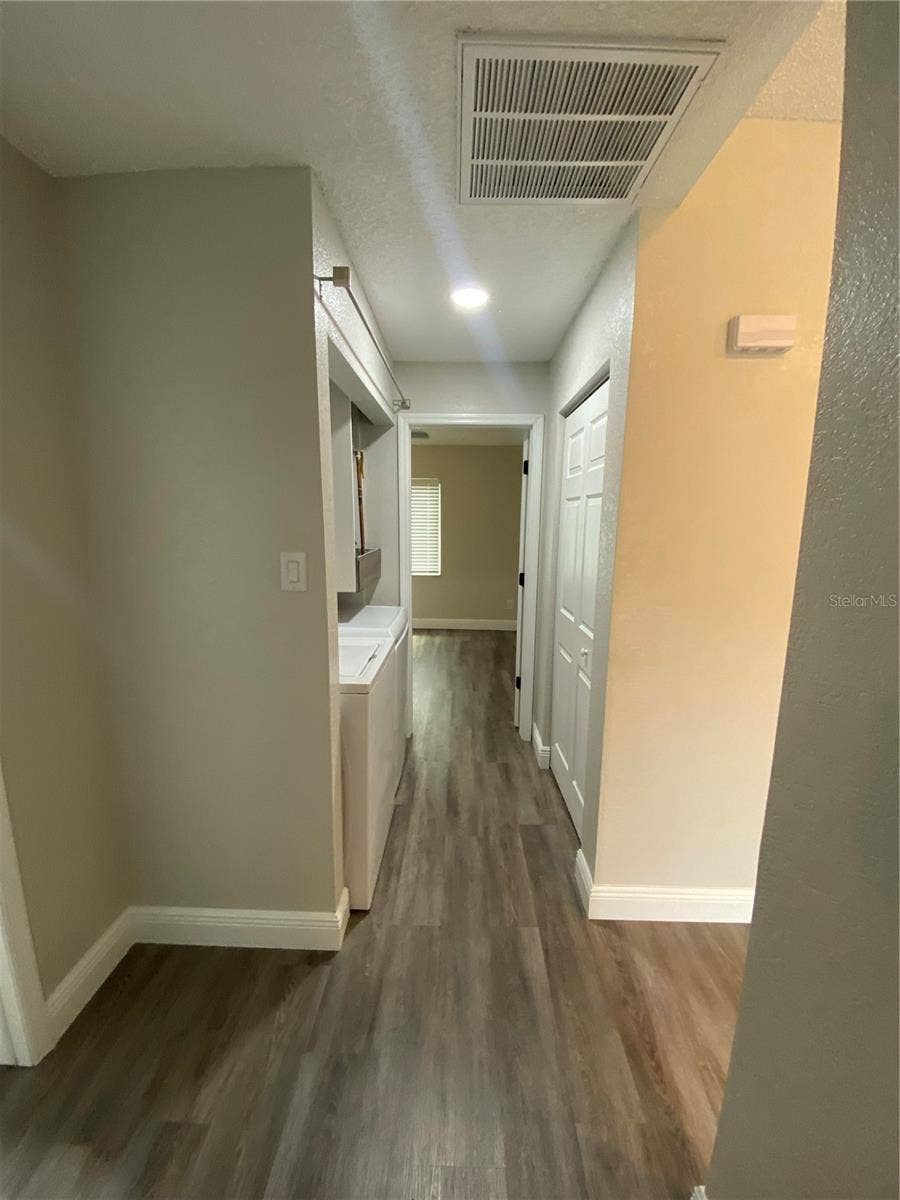 210 SAINT PETERSBURG DRIVE E, #C, Oldsmar, FL 34677 210 SAINT PETERSBURG DRIVE E, #C, Oldsmar, FL 34677