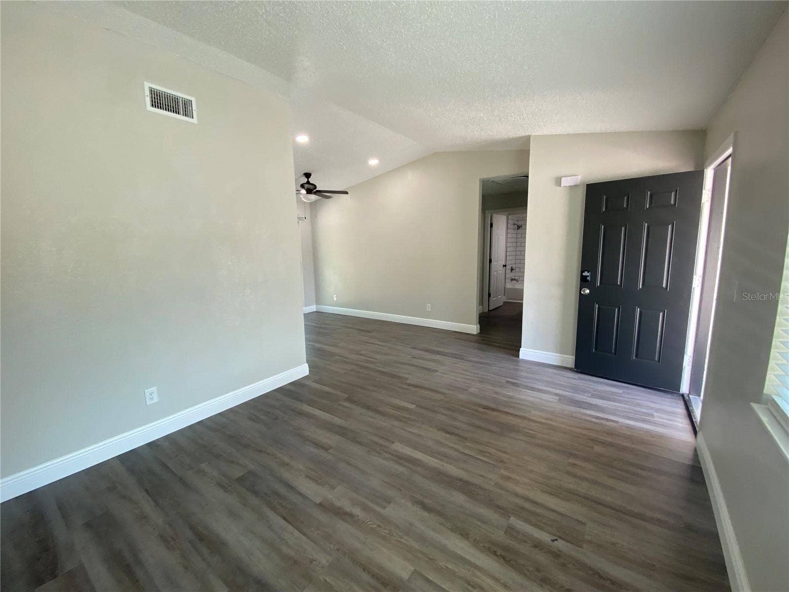 210 SAINT PETERSBURG DRIVE E, #C, Oldsmar, FL 34677 210 SAINT PETERSBURG DRIVE E, #C, Oldsmar, FL 34677