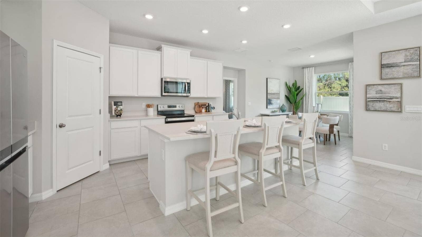 1172 MACY DRIVE, Zephyrhills, FL 33541 1172 MACY DRIVE, Zephyrhills, FL 33541