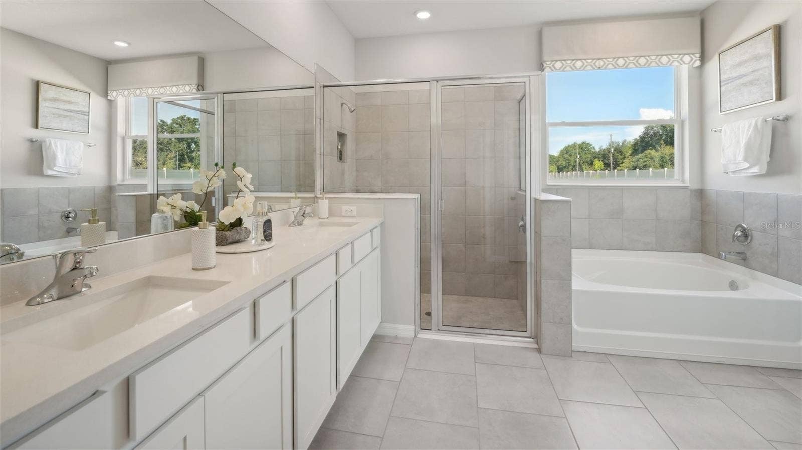 1172 MACY DRIVE, Zephyrhills, FL 33541 1172 MACY DRIVE, Zephyrhills, FL 33541