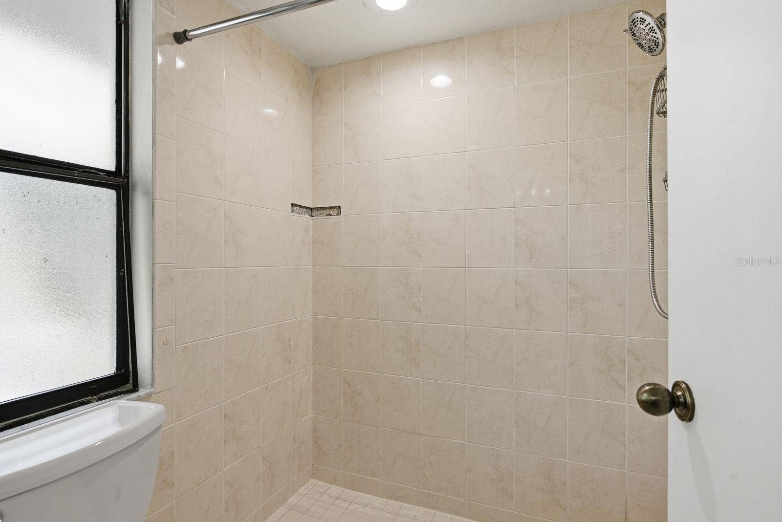 300 S FLORIDA AVENUE, #100L, Tarpon Springs, FL 34689 300 S FLORIDA AVENUE, #100L, Tarpon Springs, FL 34689