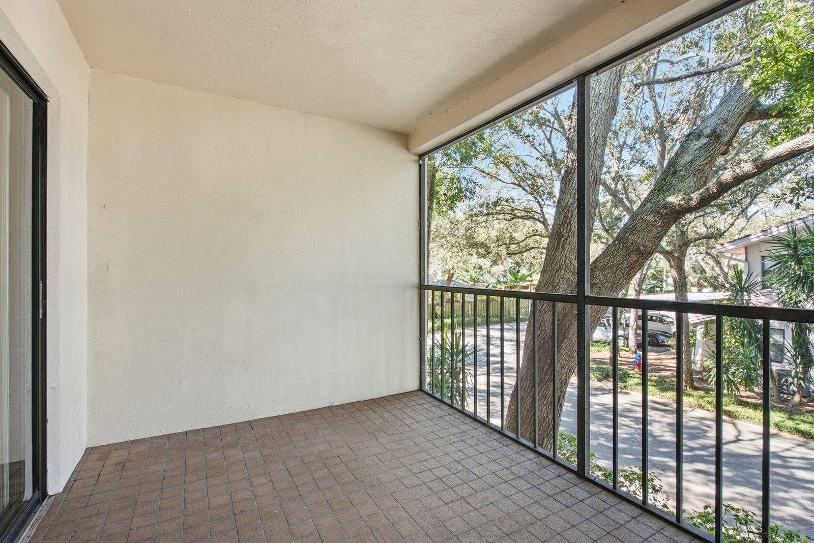 300 S FLORIDA AVENUE, #100L, Tarpon Springs, FL 34689 300 S FLORIDA AVENUE, #100L, Tarpon Springs, FL 34689