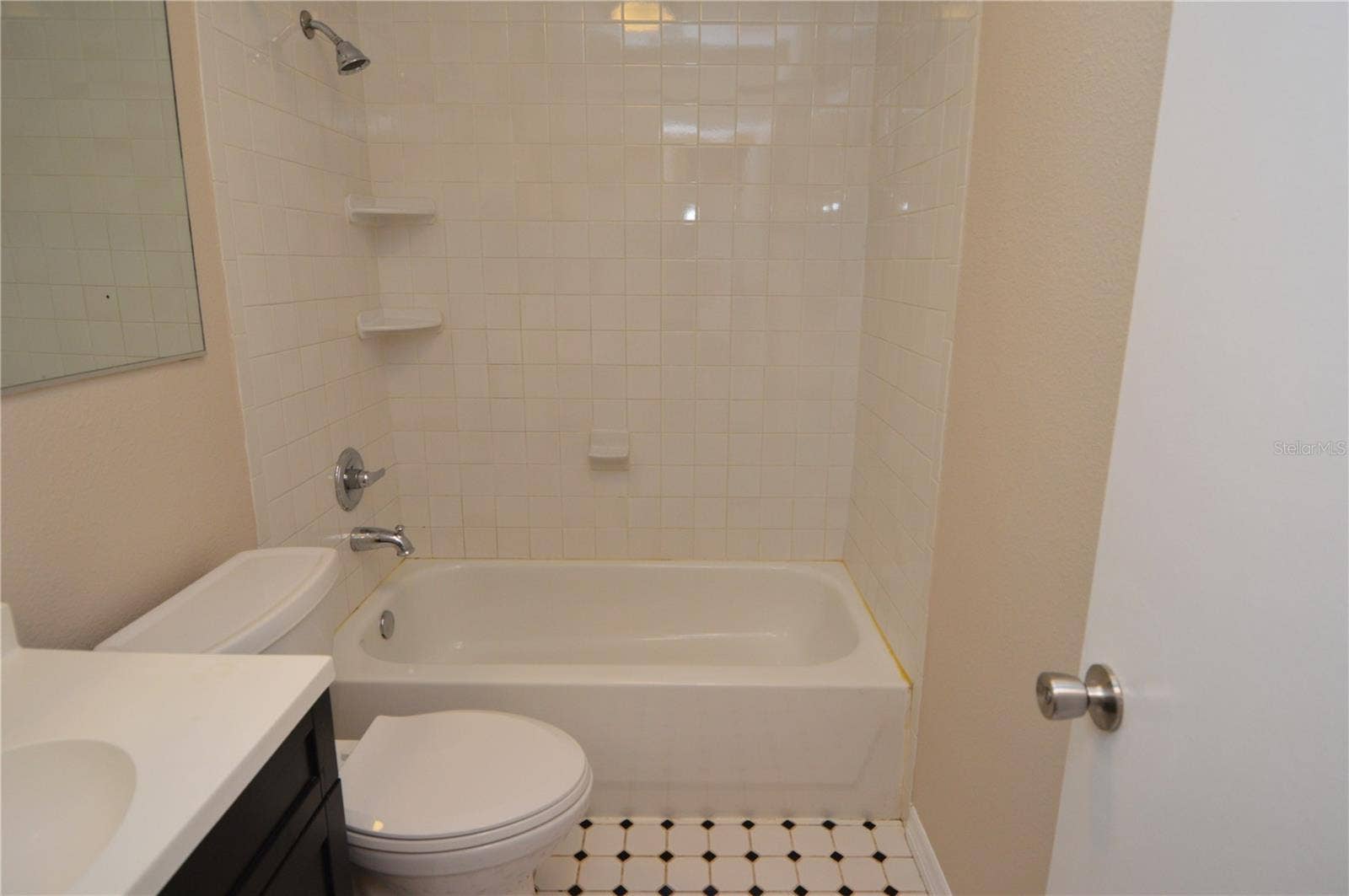 8647 MALLARD RESERVE DRIVE, #203, Tampa, FL 33614 8647 MALLARD RESERVE DRIVE, #203, Tampa, FL 33614