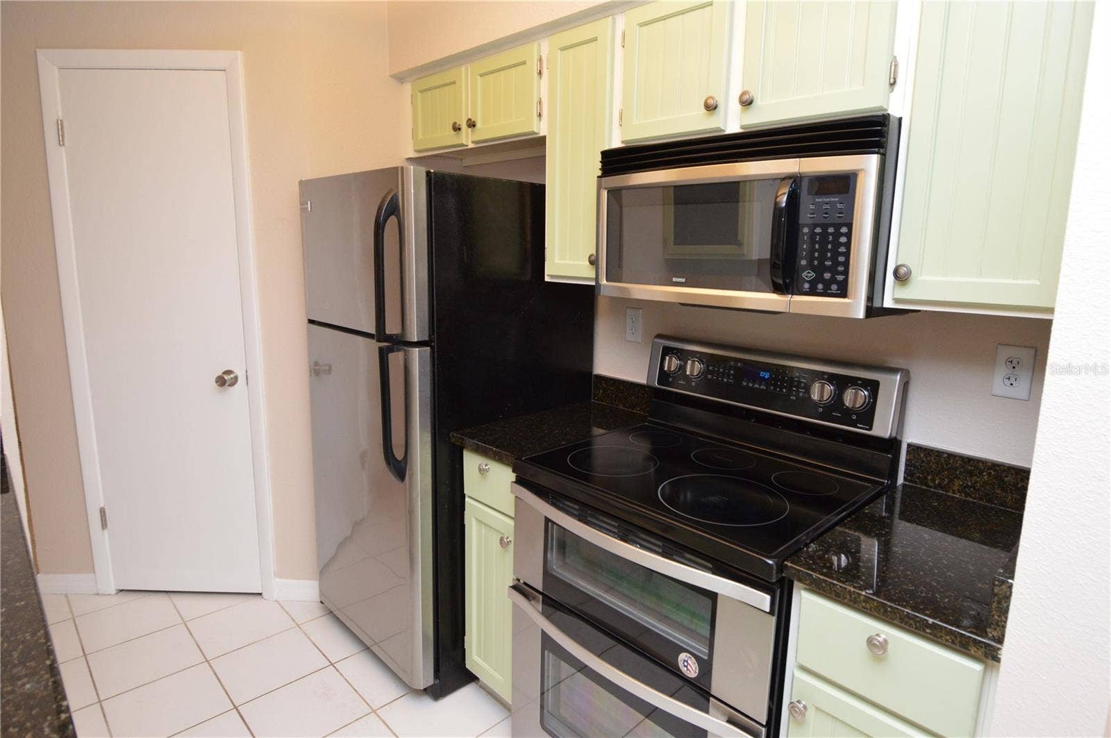 8647 MALLARD RESERVE DRIVE, #203, Tampa, FL 33614 8647 MALLARD RESERVE DRIVE, #203, Tampa, FL 33614