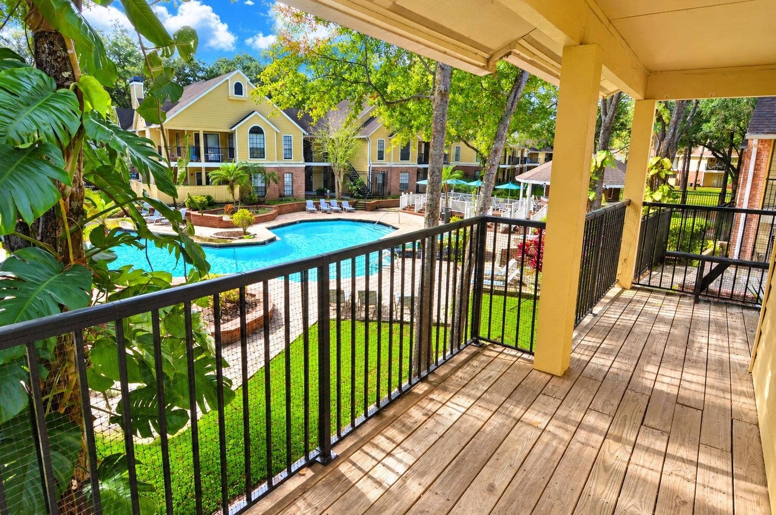 8647 MALLARD RESERVE DRIVE, #203, Tampa, FL 33614 8647 MALLARD RESERVE DRIVE, #203, Tampa, FL 33614