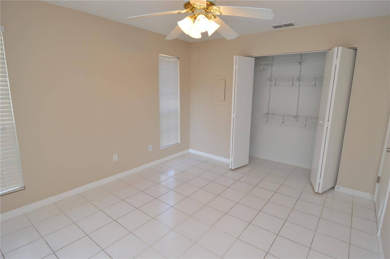 8647 MALLARD RESERVE DRIVE, #203, Tampa, FL 33614 8647 MALLARD RESERVE DRIVE, #203, Tampa, FL 33614