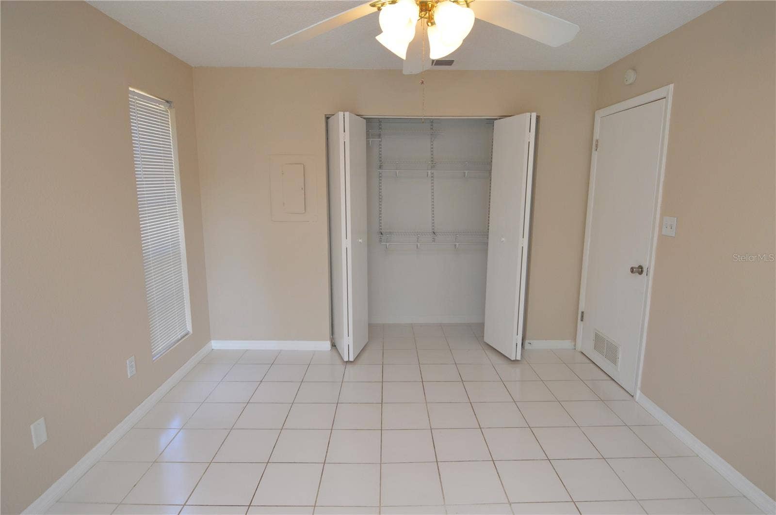 8647 MALLARD RESERVE DRIVE, #203, Tampa, FL 33614 8647 MALLARD RESERVE DRIVE, #203, Tampa, FL 33614