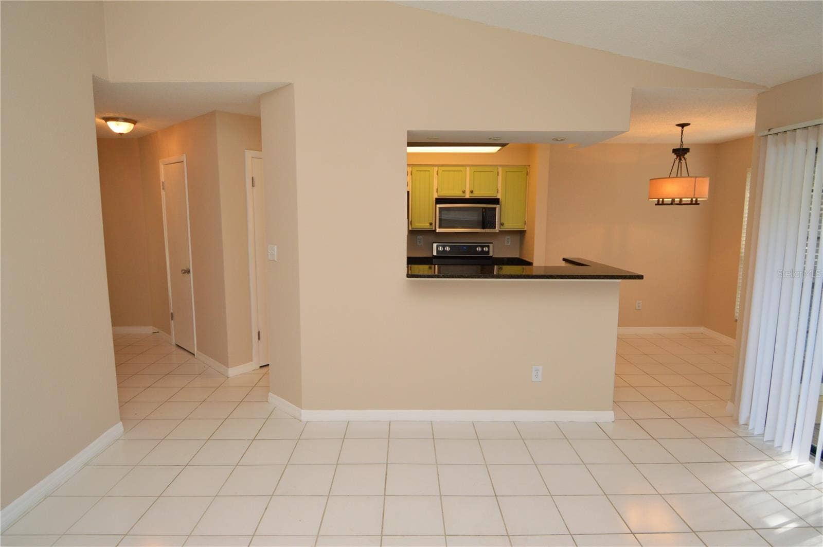 8647 MALLARD RESERVE DRIVE, #203, Tampa, FL 33614 8647 MALLARD RESERVE DRIVE, #203, Tampa, FL 33614