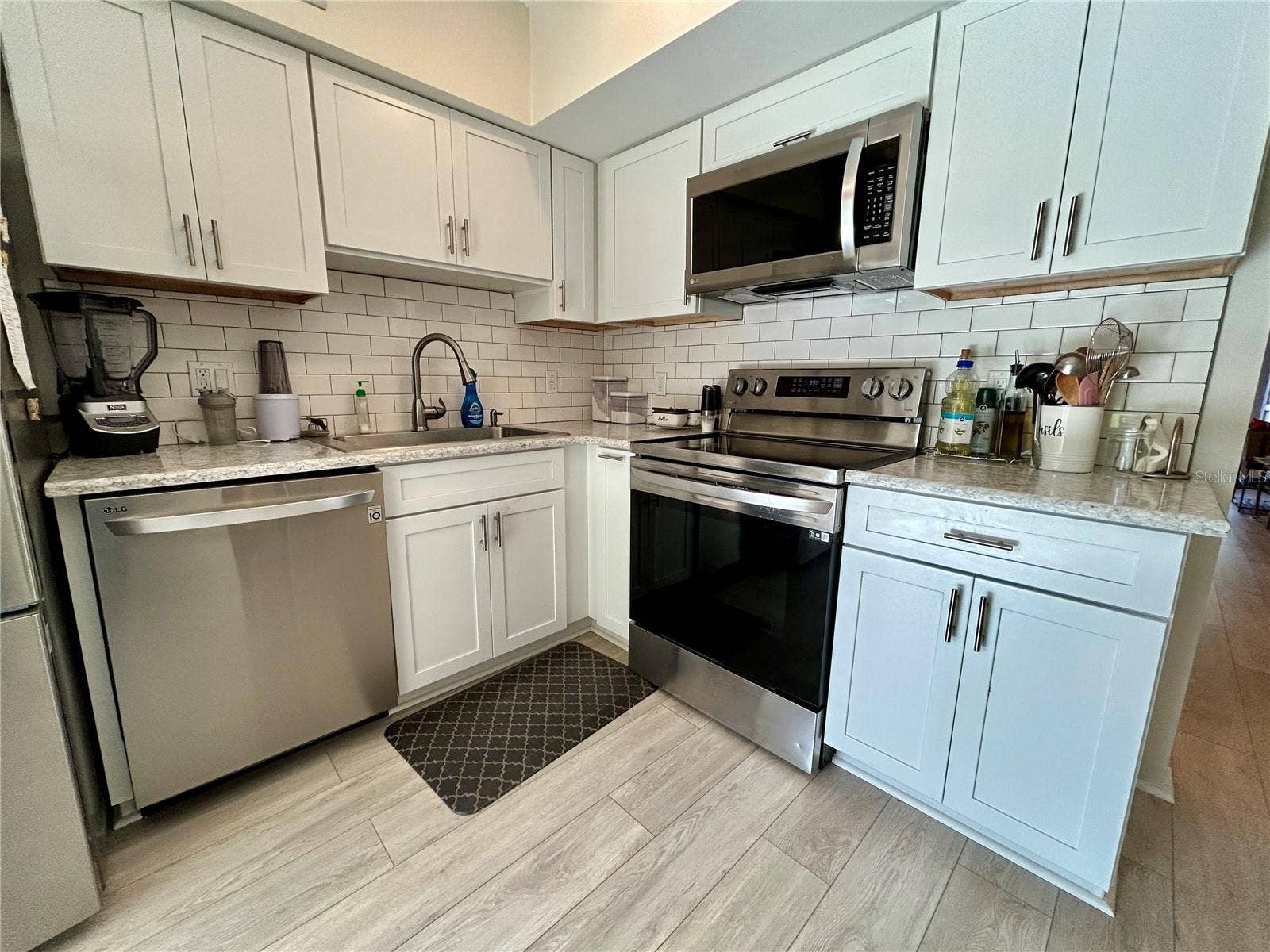 2311 BRISBANE STREET, #23, Clearwater, FL 33763 2311 BRISBANE STREET, #23, Clearwater, FL 33763