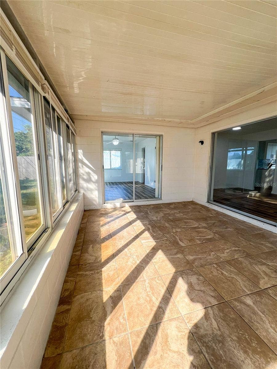 9270 111TH STREET, Seminole, FL 33772 9270 111TH STREET, Seminole, FL 33772