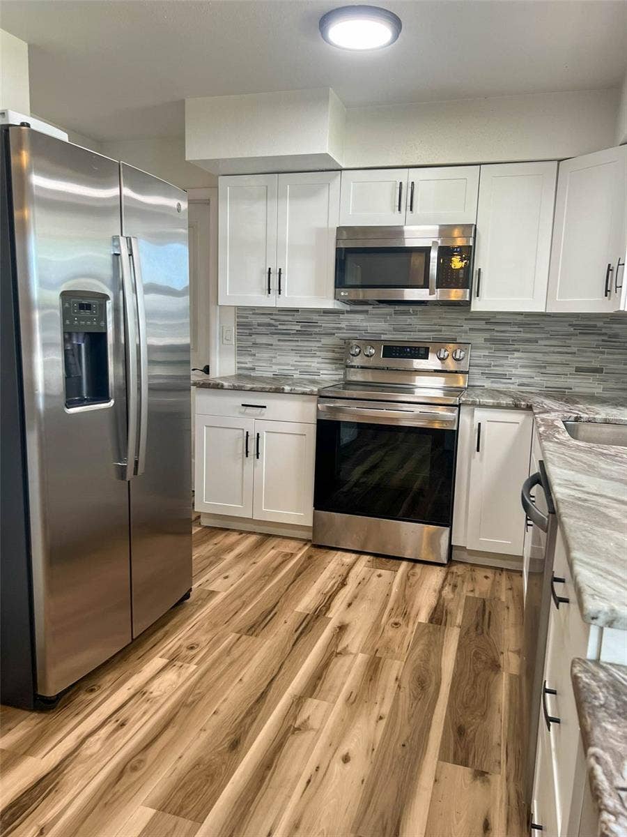 9270 111TH STREET, Seminole, FL 33772 9270 111TH STREET, Seminole, FL 33772