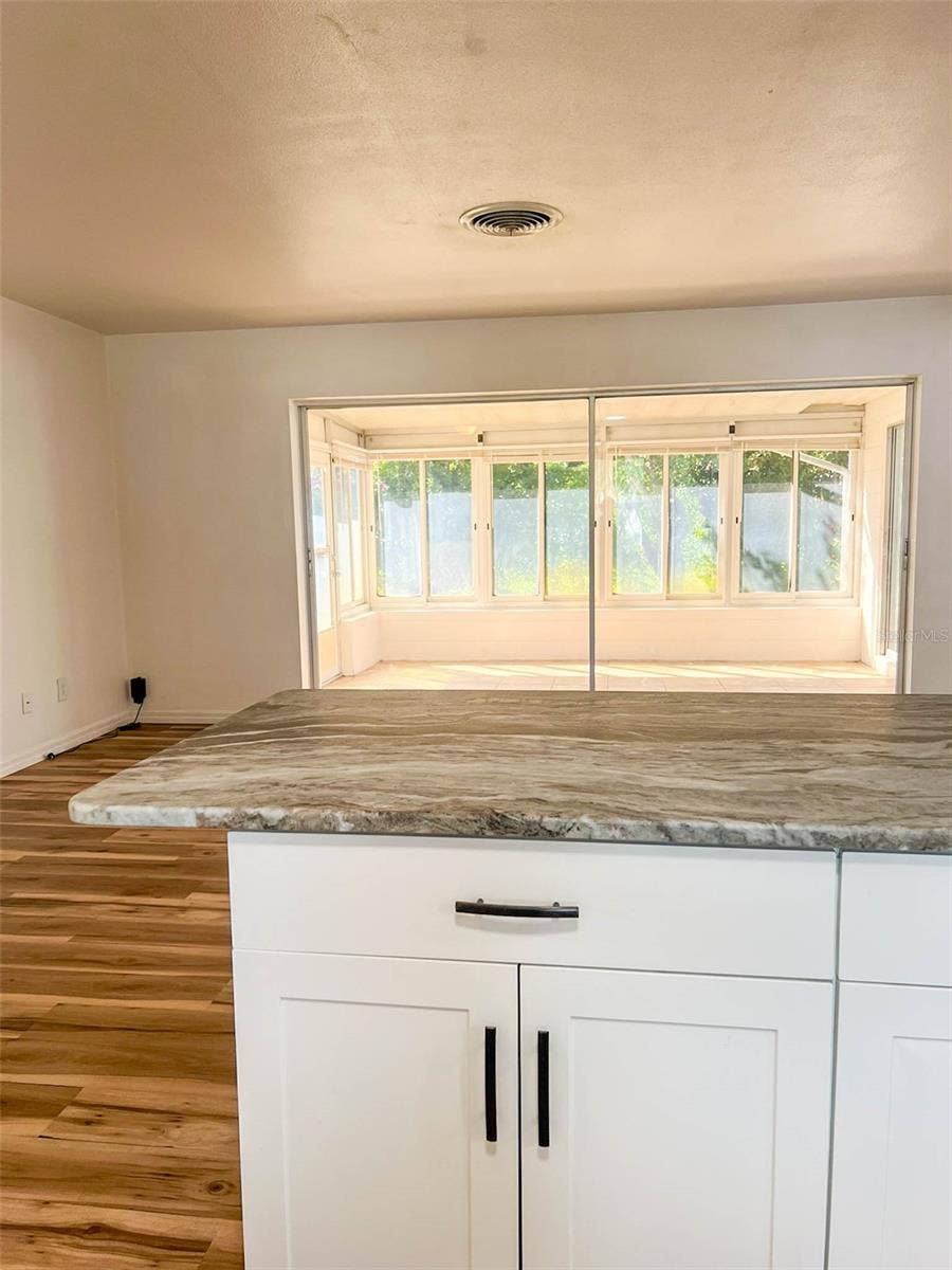 9270 111TH STREET, Seminole, FL 33772 9270 111TH STREET, Seminole, FL 33772