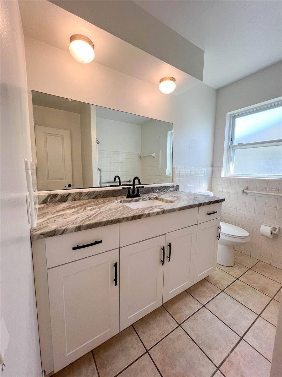9270 111TH STREET, Seminole, FL 33772 9270 111TH STREET, Seminole, FL 33772