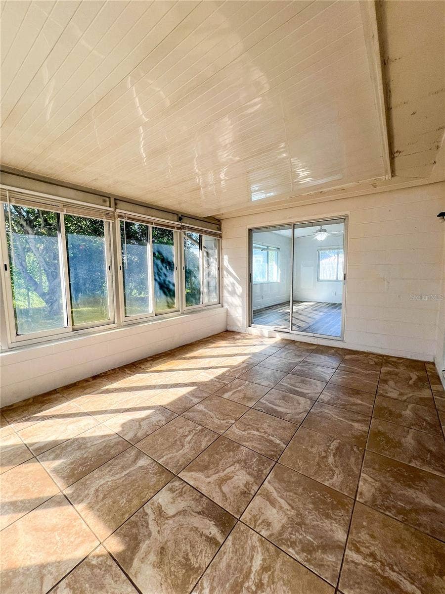 9270 111TH STREET, Seminole, FL 33772 9270 111TH STREET, Seminole, FL 33772