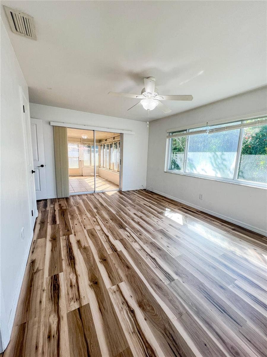 9270 111TH STREET, Seminole, FL 33772 9270 111TH STREET, Seminole, FL 33772