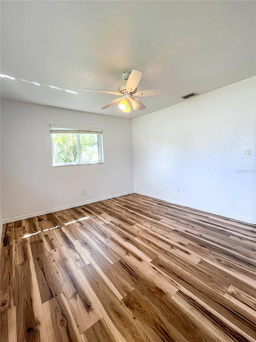 9270 111TH STREET, Seminole, FL 33772 9270 111TH STREET, Seminole, FL 33772