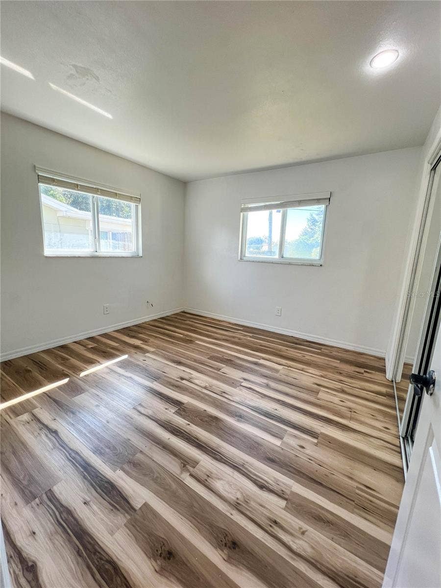9270 111TH STREET, Seminole, FL 33772 9270 111TH STREET, Seminole, FL 33772