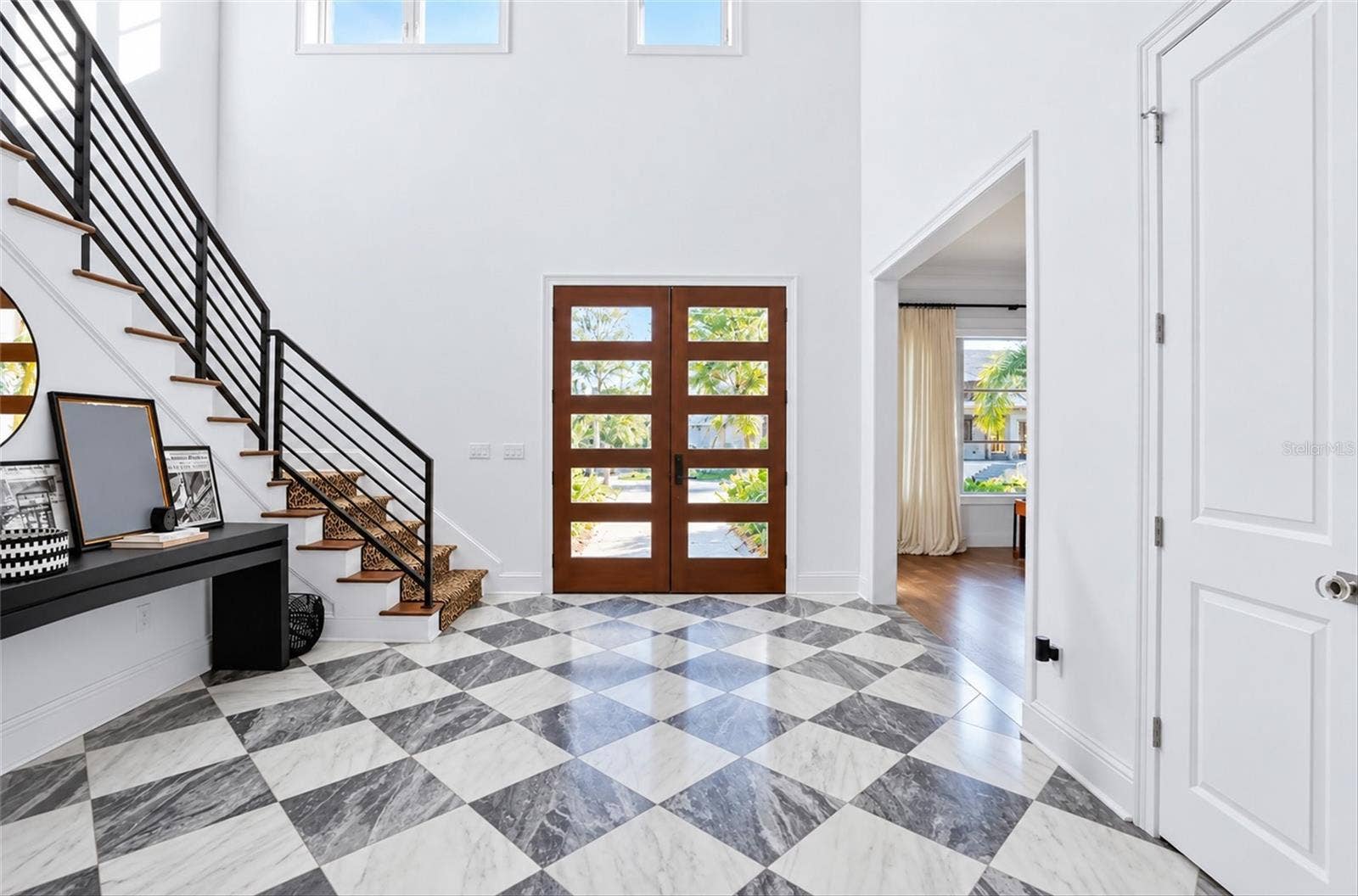 4807 W LONGFELLOW AVENUE, Tampa, FL 33629 Front Door