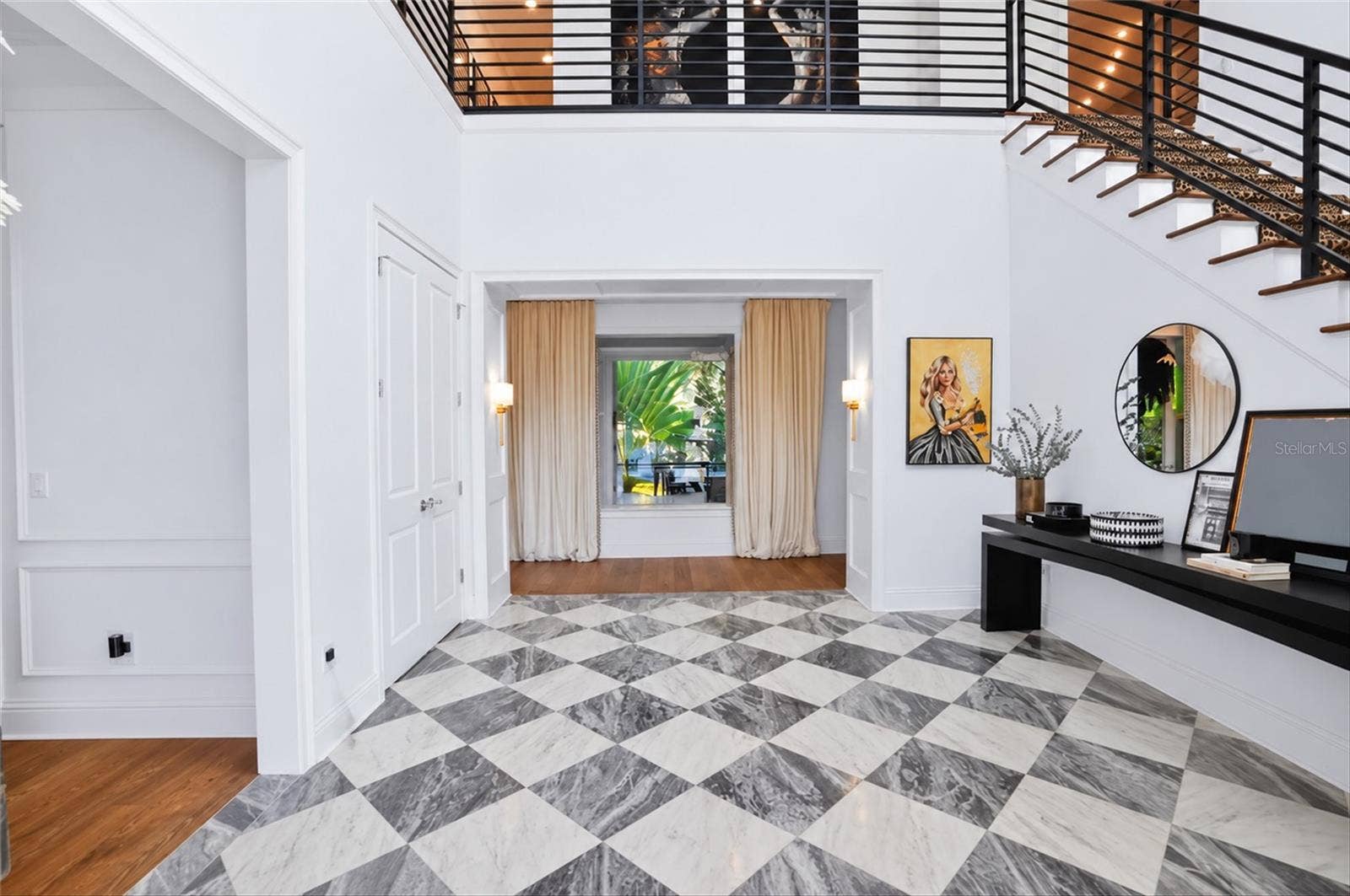 4807 W LONGFELLOW AVENUE, Tampa, FL 33629 Foyer