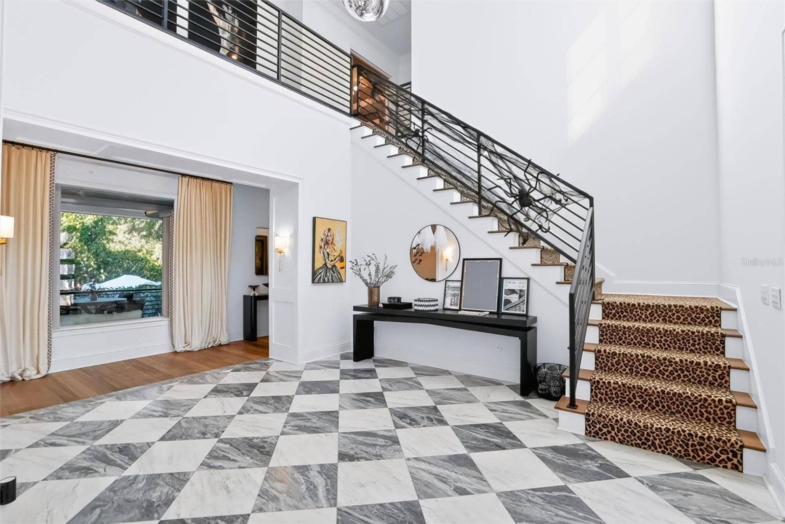 4807 W LONGFELLOW AVENUE, Tampa, FL 33629 Foyer