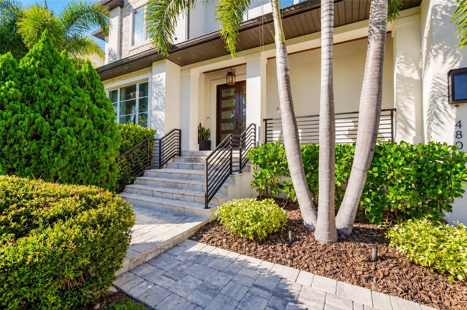 4807 W LONGFELLOW AVENUE, Tampa, FL 33629 Front