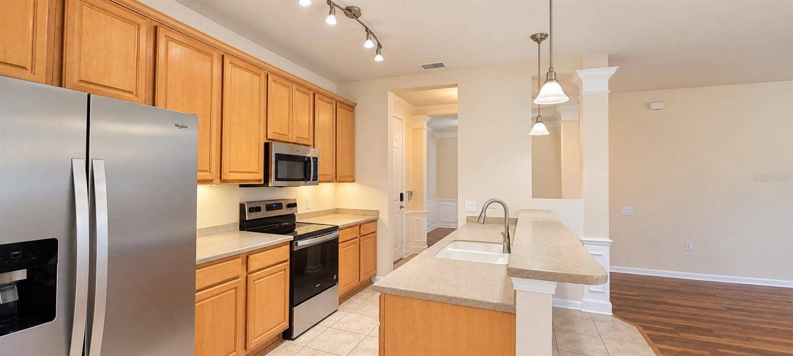 7903 SEMINOLE BOULEVARD, #2105, Seminole, FL 33772 7903 SEMINOLE BOULEVARD, #2105, Seminole, FL 33772
