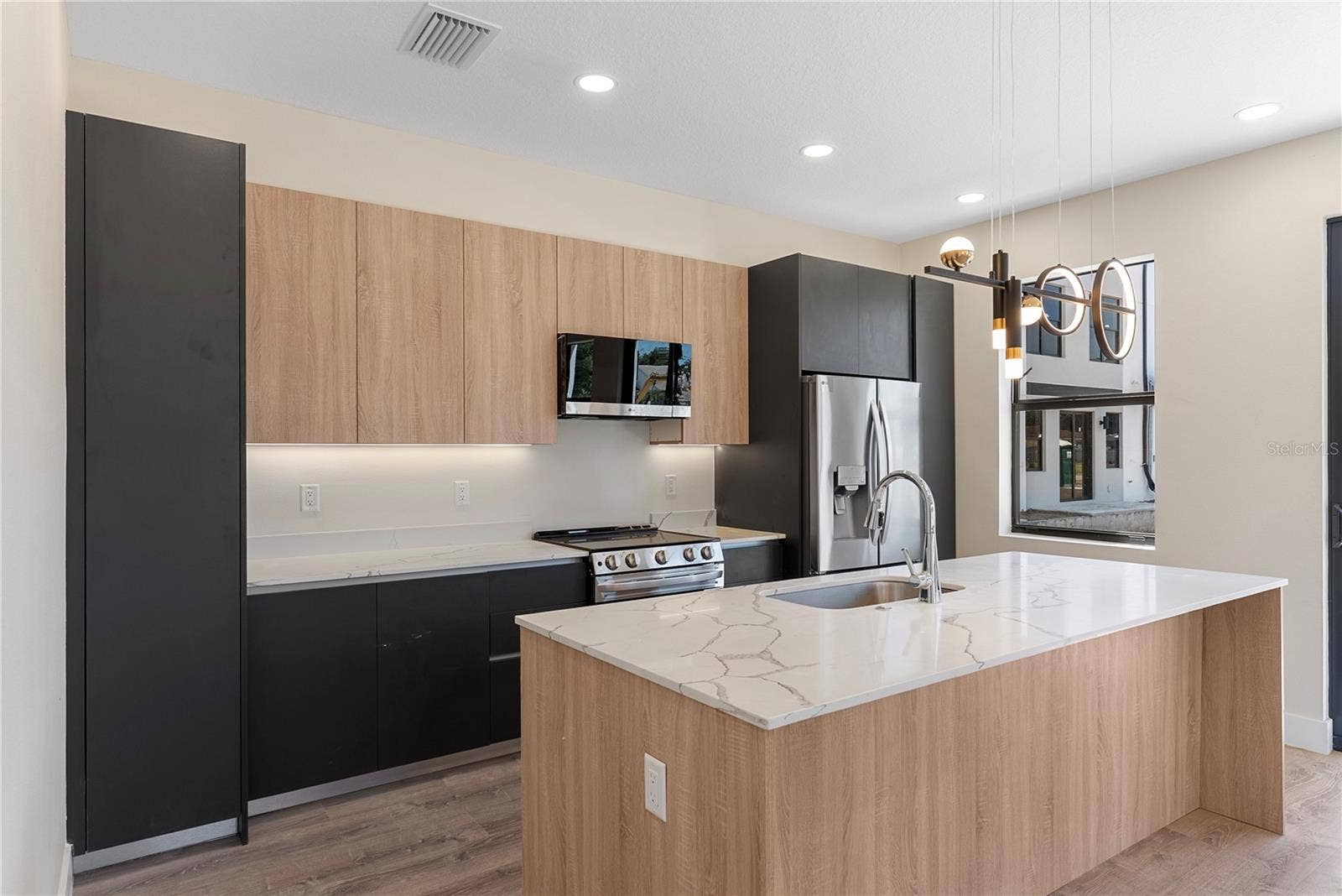 8455 MODANO PLACE, Tampa, FL 33614 8455 MODANO PLACE, Tampa, FL 33614