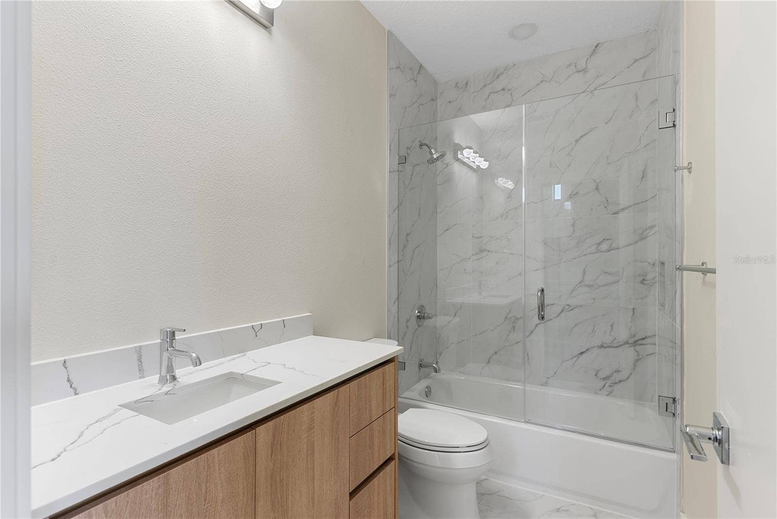 8455 MODANO PLACE, Tampa, FL 33614 8455 MODANO PLACE, Tampa, FL 33614