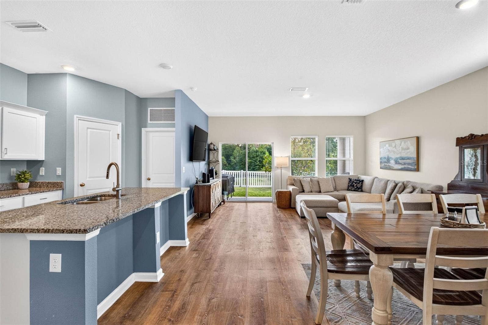 35683 BUTTONWEED TRAIL, Zephyrhills, FL 33541 35683 BUTTONWEED TRAIL, Zephyrhills, FL 33541