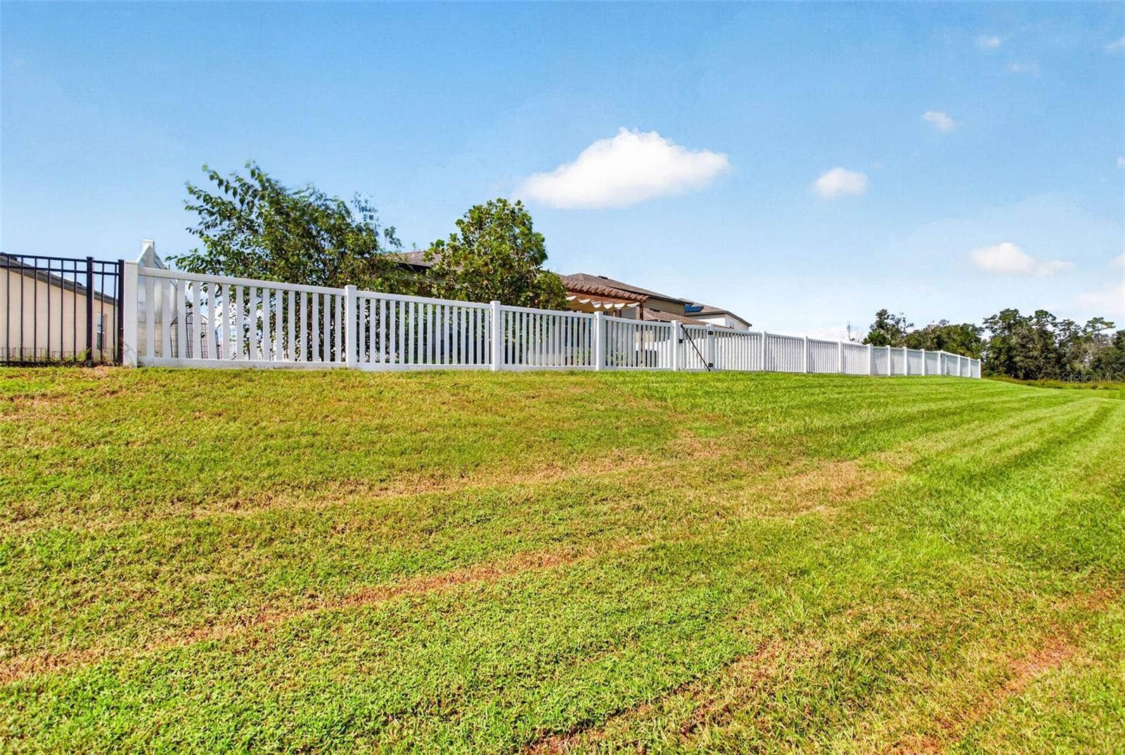 35683 BUTTONWEED TRAIL, Zephyrhills, FL 33541 35683 BUTTONWEED TRAIL, Zephyrhills, FL 33541