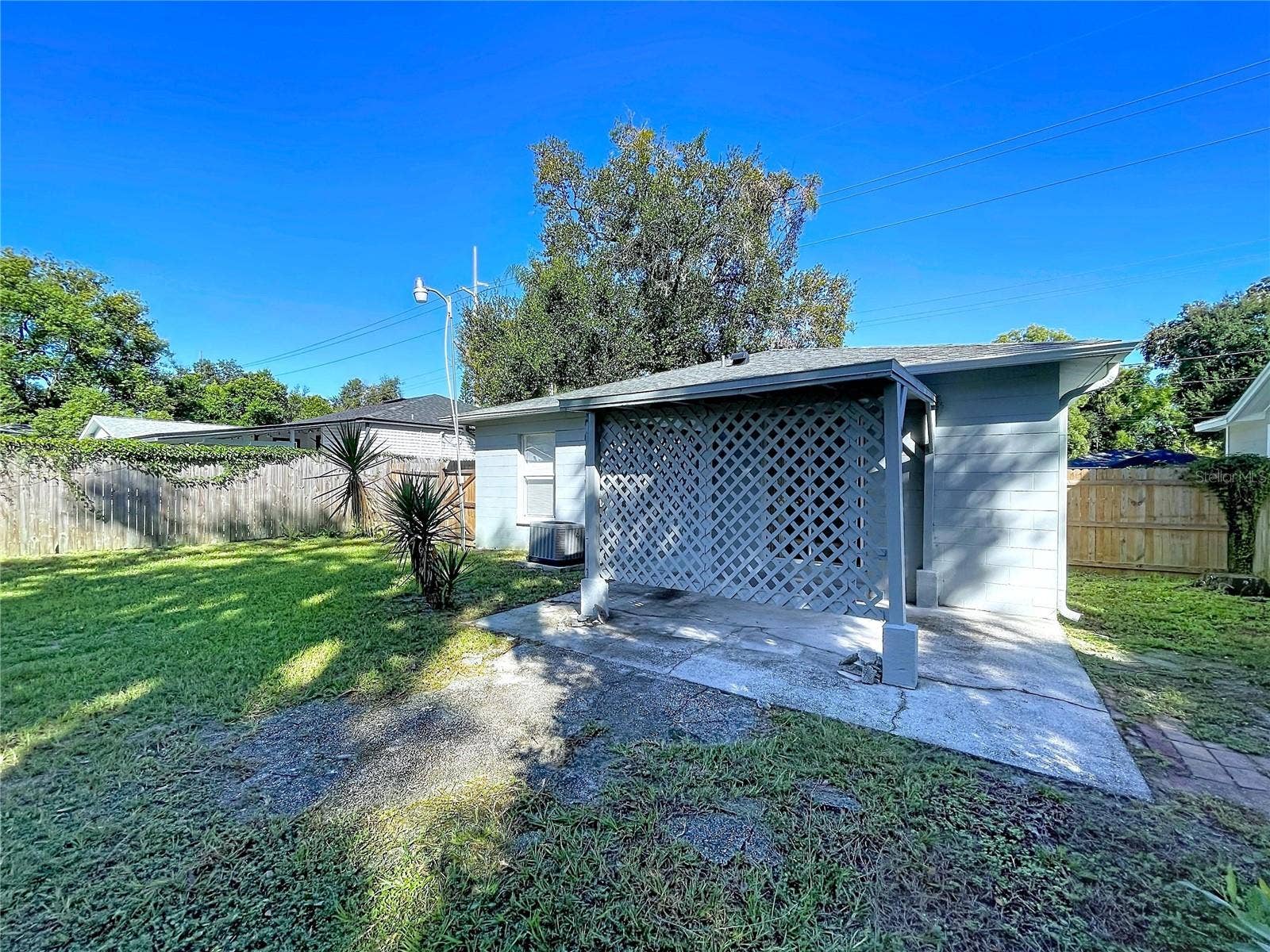 1417 E HANNA AVENUE, Tampa, FL 33604