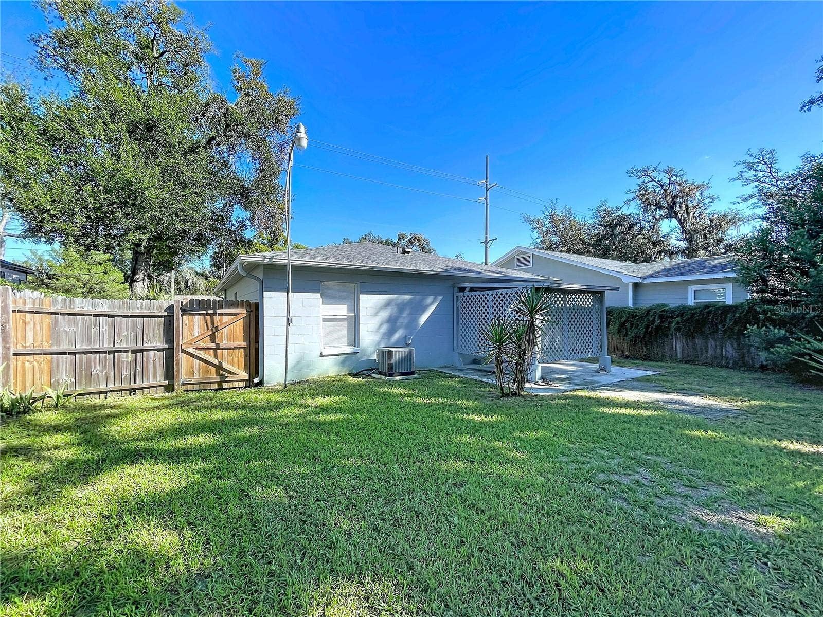 1417 E HANNA AVENUE, Tampa, FL 33604