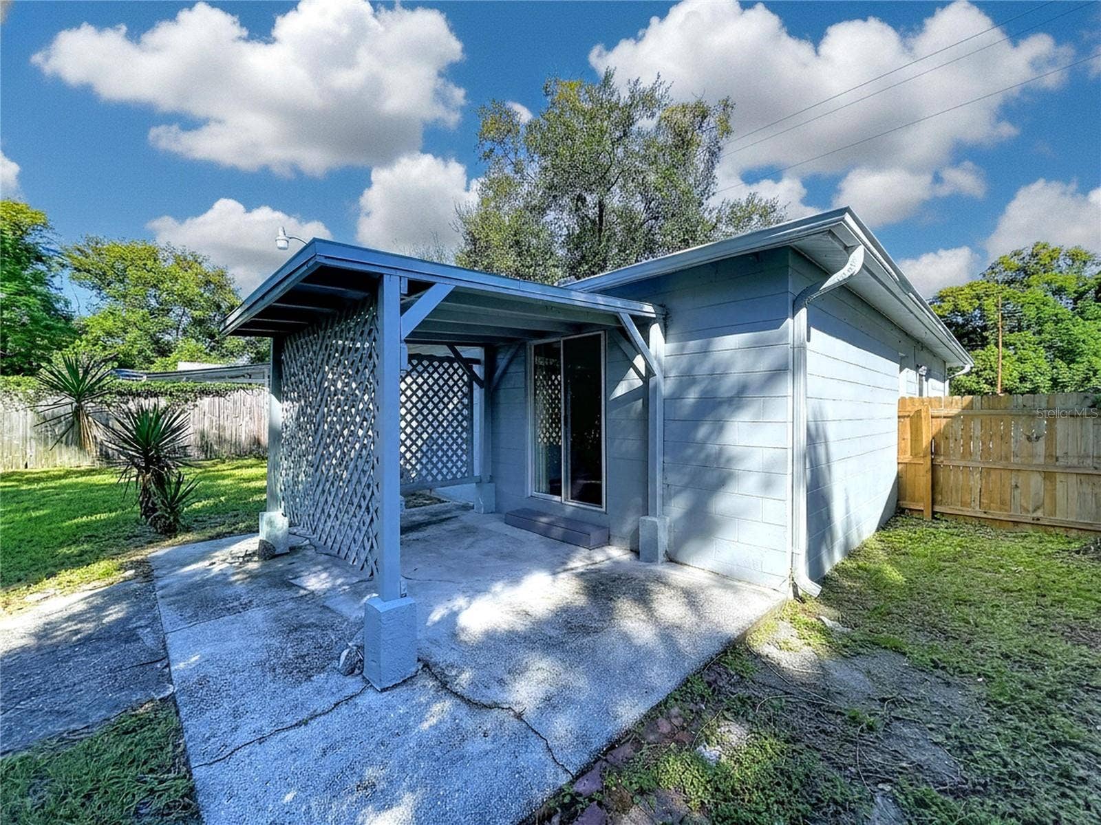 1417 E HANNA AVENUE, Tampa, FL 33604