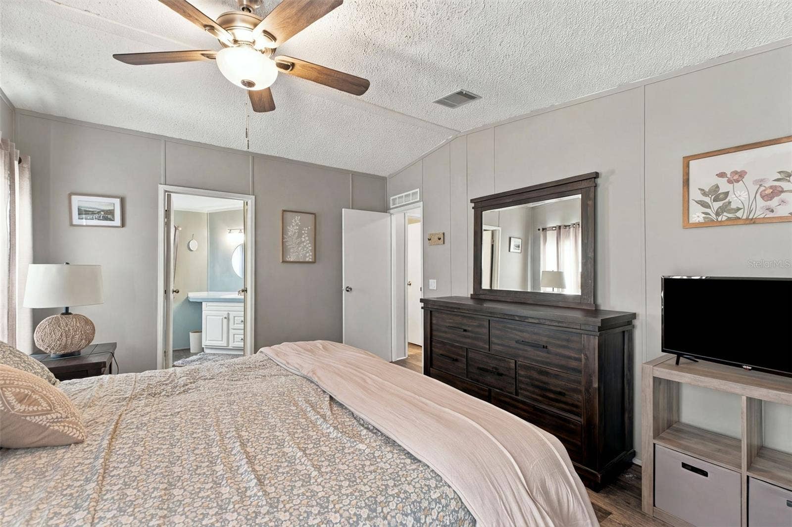 7318 GRAND PINE DRIVE, Hudson, FL 34667